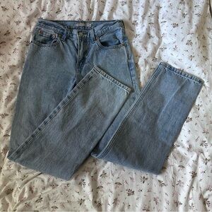 Levi’s low pro